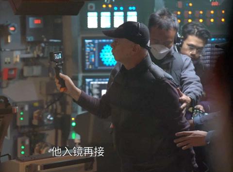 When my cousin in Canada texted me ‘Can’t watch that submarine movie on Weibo’ – I finally understood what 50 million overseas Chinese are going through