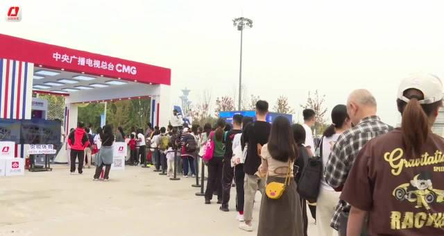 China Open CCTV Pavilion Draws Massive Crowds