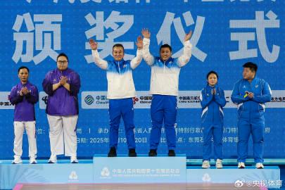 Shocking Upset at National Games: Young Rookie Defeats Two-Time Olympic Champion!