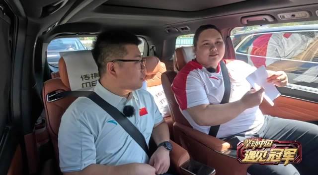 When the weightlifting champion wrote a letter to her future self, I suddenly realized why we all need to keep our humor