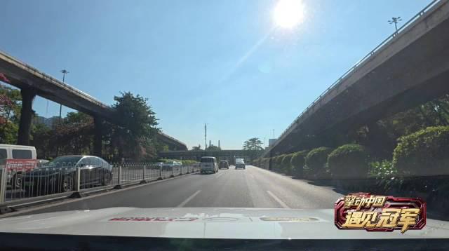 Synchronized Swimming Champion Chang Hao’s Dream Adventure in Guangzhou