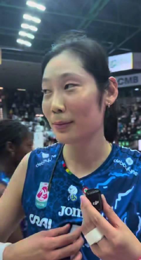 Stuck Abroad and Can’t Watch Your Favorite Shows? Here’s the Real Struggle We Overseas Chinese Face